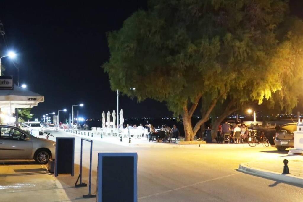 Πολυτελές Διαμέρισμα 3 Χαλκίδα-Παραλία Αυλίδος Paralia Avlidhos Екстер'єр фото
